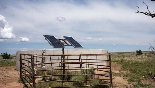 Solar pumping plants